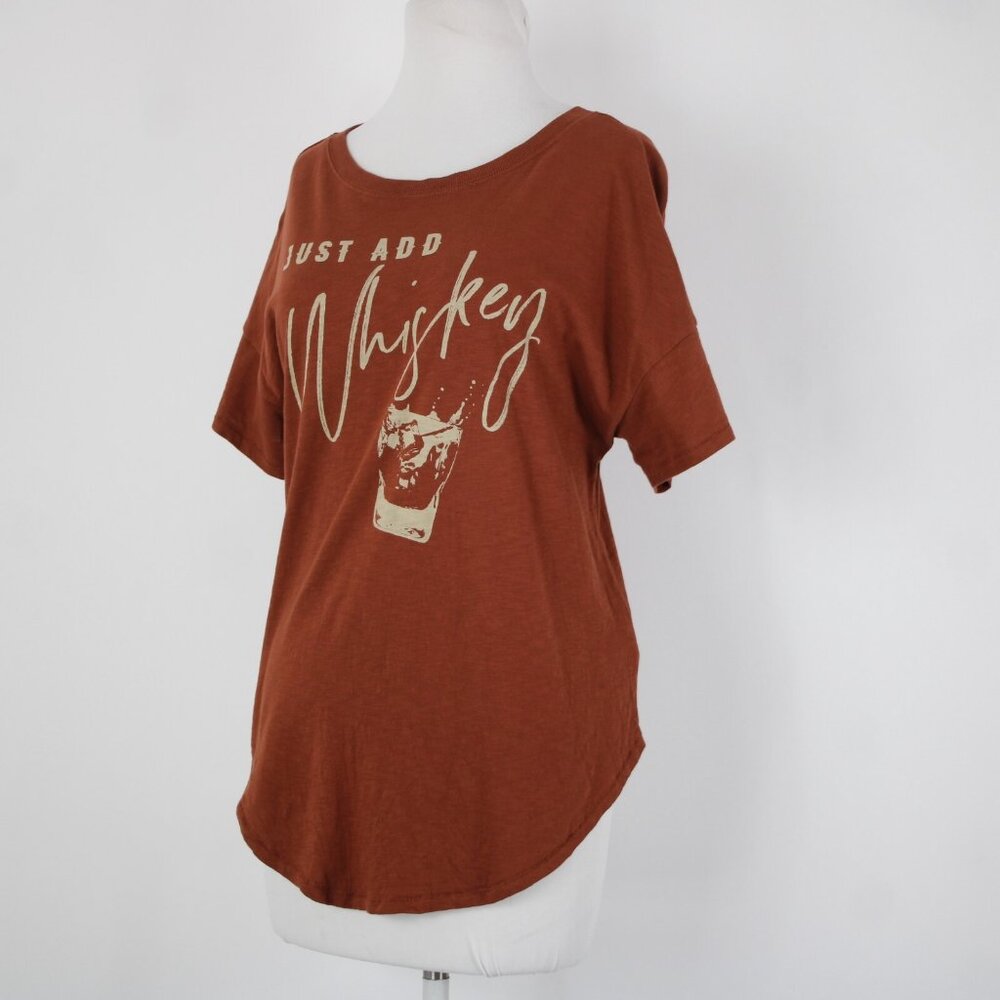 Shyanne Sz M Rust Brown Tan Just Add Whiskey Graphic Hi Lo 100% Cotton Top - Picture 3 of 13
